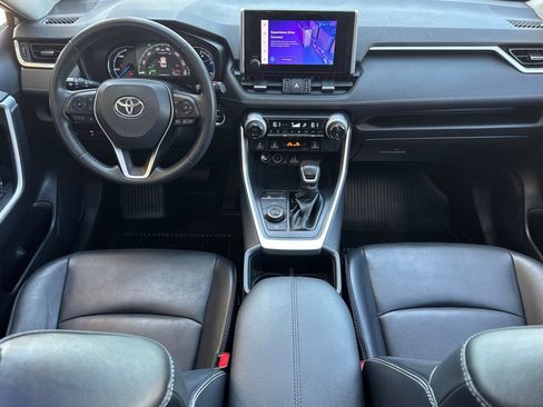 Used 2023 Toyota RAV4 XLE Premium AWD/4WD image 4