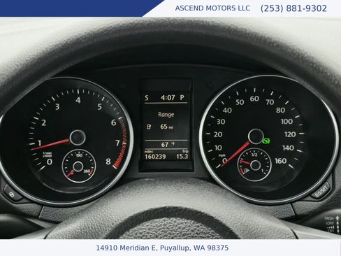 Used 2012 Volkswagen Golf 2-Door FWD image 11