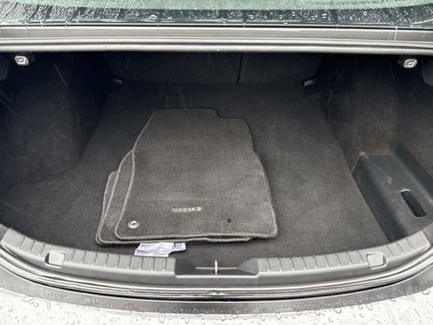 Used 2019 MAZDA MAZDA3 Sedan w/ Preferred Package image 9