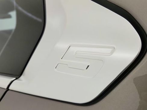 Used 2026 BMW 530i RWD image 32