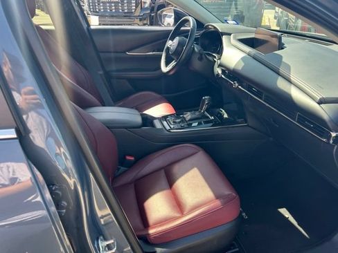 Used 2025 MAZDA CX-30 AWD 2.5 S w/ Preferred Package image 6