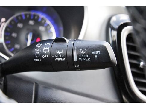 Used 2020 Chrysler Pacifica Touring w/ Advanced Safetytec Group image 23