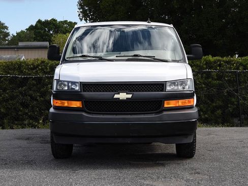 Used 2021 Chevrolet Express 2500 w/ Driver Convenience Package RWD image 5
