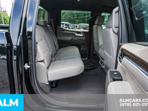Used 2025 Chevrolet Silverado 1500 LT RWD image 22
