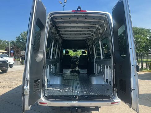 Used 2023 Mercedes-Benz Sprinter 3500 w/ Parking Package image 30
