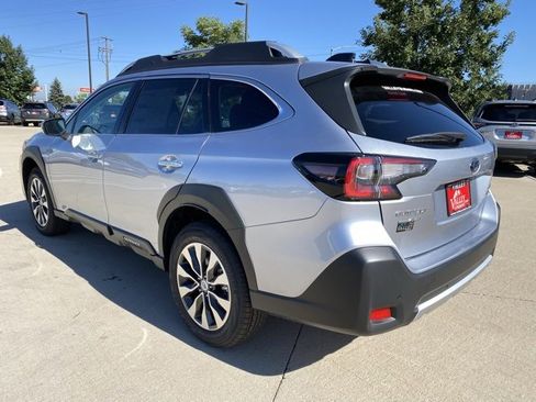 New 2025 Subaru Outback Touring XT image 3