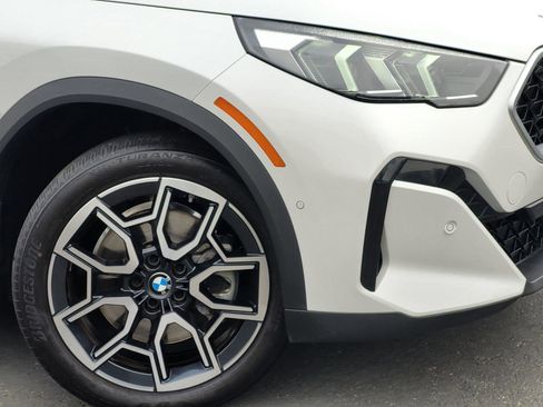 Certified 2025 BMW X2 xDrive28i w/ Convenience Package AWD/4WD image 5