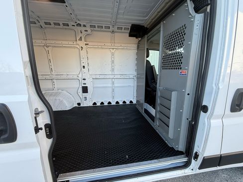 Used 2021 RAM ProMaster 1500 w/ Convenience Group image 8