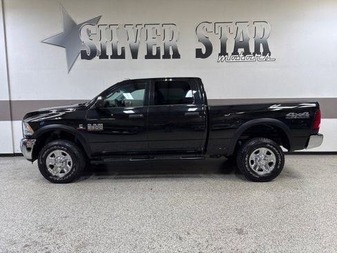 Used 2018 RAM 2500 Tradesman w/ Chrome Appearance Group image 5