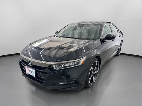 Used 2018 Honda Accord Sport image 4