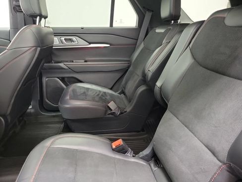 Certified 2025 Ford Explorer ST AWD/4WD image 10