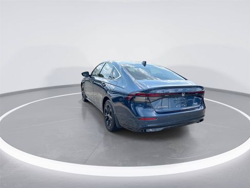 Used 2025 Honda Accord EX-L image 6