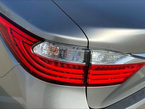 Used 2015 Lexus ES 350 w/ Premium Package FWD image 26