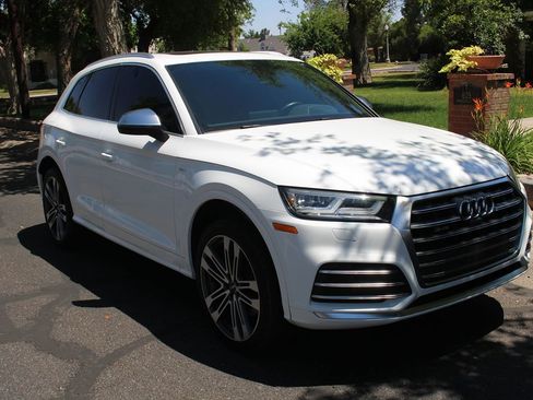 Used 2018 Audi SQ5 Prestige w/ Prestige Package AWD/4WD image 70