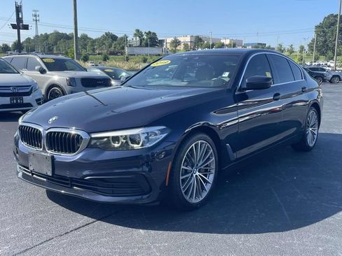 Used 2019 BMW 530i xDrive w/ Convenience Package AWD/4WD image 3
