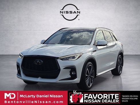 Used 2024 INFINITI QX50 Sport AWD/4WD image 2