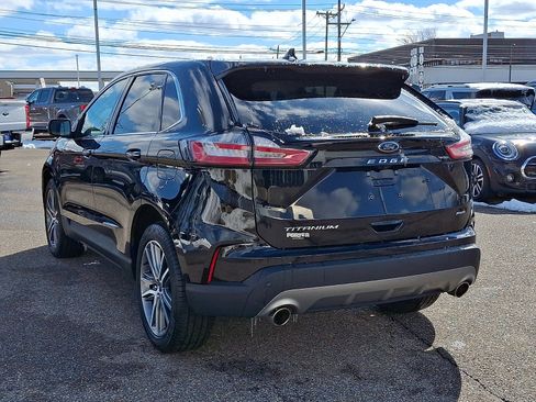 Used 2022 Ford Edge Titanium w/ Cargo Accessory Package image 8