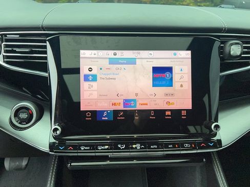 Used 2023 Jeep Wagoneer Series II w/ Convenience Group I image 19