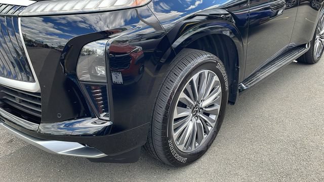 Used 2026 INFINITI QX80 Luxe AWD/4WD image 2