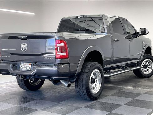 Used 2022 RAM 2500 Laramie AWD/4WD image 13