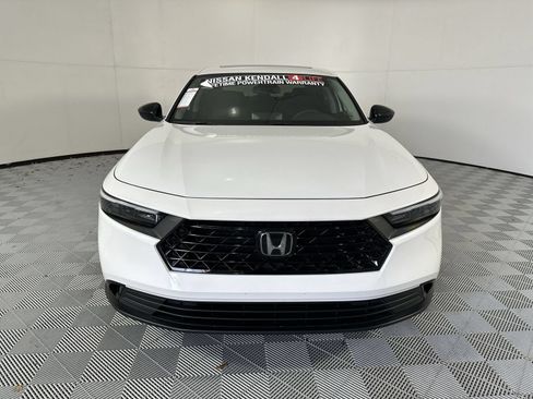 Used 2025 Honda Accord SE image 3