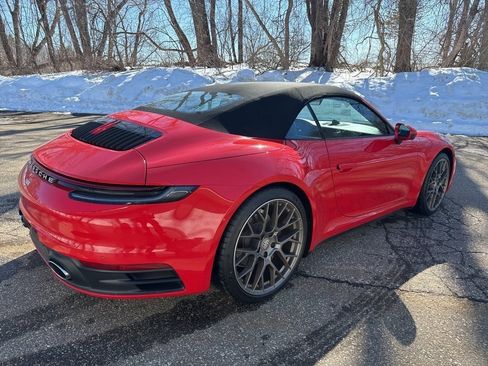 Used 2022 Porsche 911 Carrera image 5