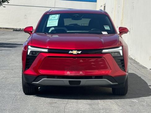 Used 2024 Chevrolet Blazer EV LT AWD/4WD image 9