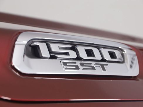 Used 2025 RAM 1500 Big Horn AWD/4WD image 38