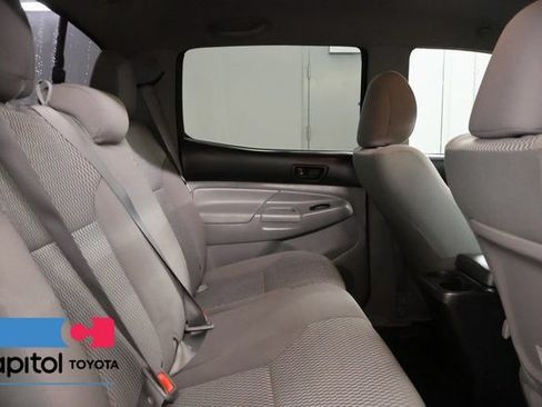 Used 2014 Toyota Tacoma PreRunner RWD image 27