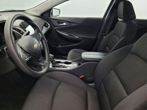 Used 2025 Chevrolet Malibu LT FWD image 17