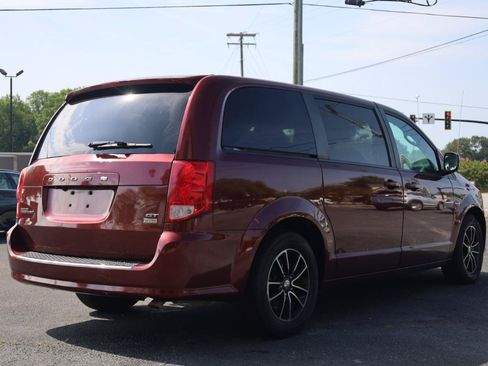 Used 2019 Dodge Grand Caravan GT FWD image 5