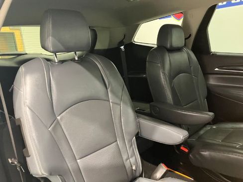 Used 2020 Buick Enclave Essence image 62