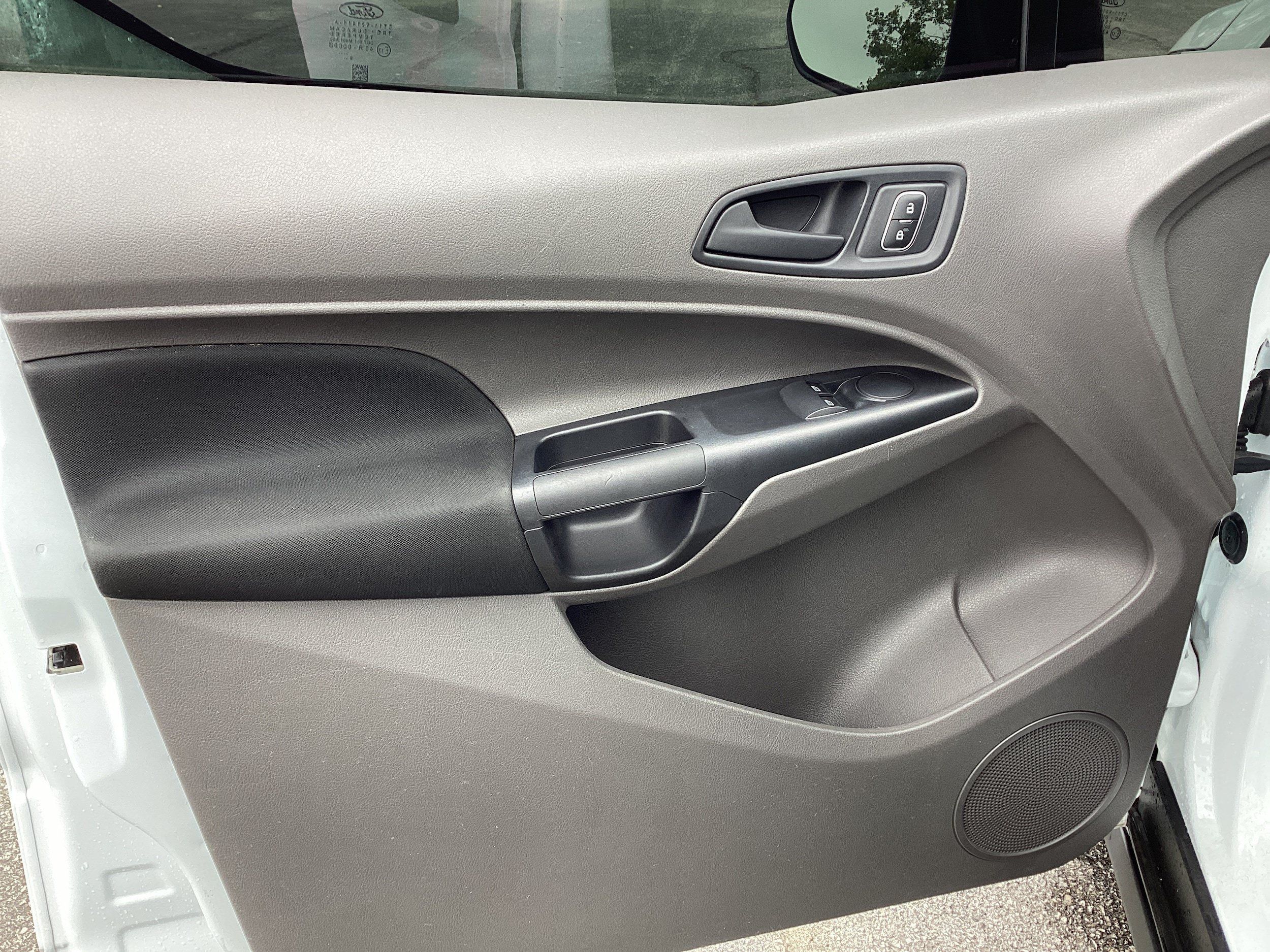 Used 2020 Ford Transit Connect XL FWD image 15