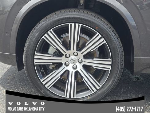 Certified 2024 Volvo XC90 B6 Plus w/ Protection Package Premier AWD/4WD image 9