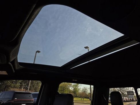 Used 2025 Ford F150 Raptor image 14