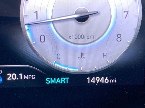 Used 2025 Hyundai Elantra SEL image 39