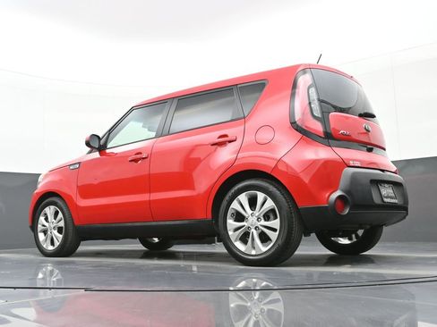 Used 2015 Kia Soul + image 43