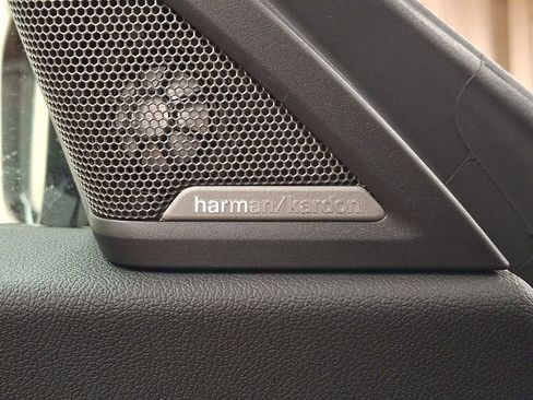 Used 2025 BMW 230i xDrive Coupe w/ Premium Package image 25