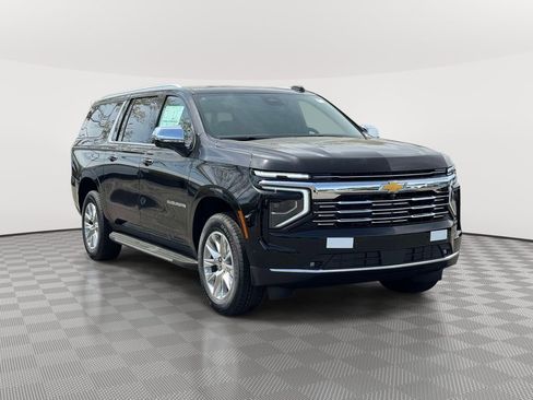 New 2026 Chevrolet Suburban Premier w/ Sun And Tow Package AWD/4WD image 1