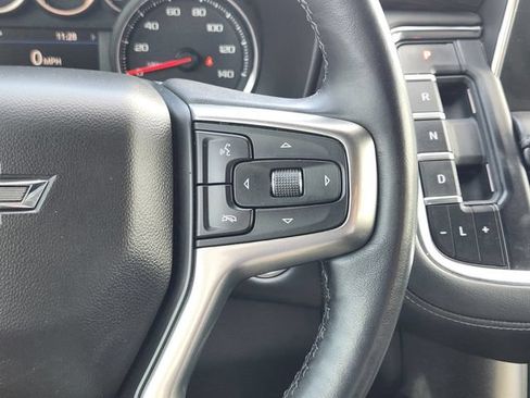 Used 2021 Chevrolet Tahoe Z71 w/ Luxury Package AWD/4WD image 29