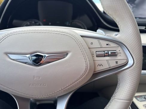 Used 2024 Genesis Electrified GV70 Advanced image 22