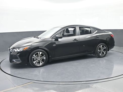 Used 2022 Nissan Sentra SV FWD image 2