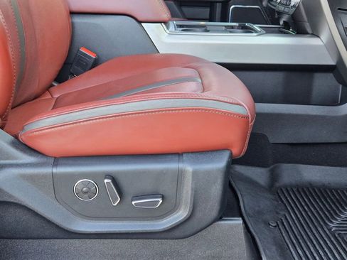 Used 2021 Ford F250 Platinum image 25