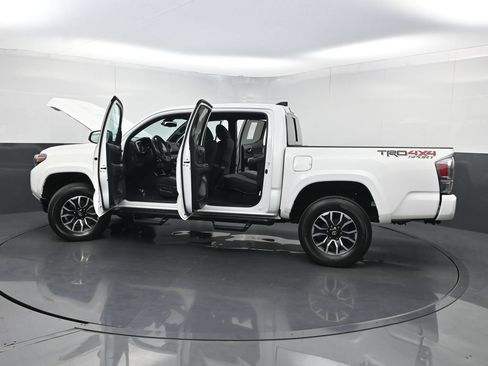 Used 2023 Toyota Tacoma TRD Sport w/ Technology Package AWD/4WD image 36