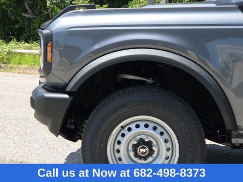 New 2025 Ford Bronco 4-Door image 5