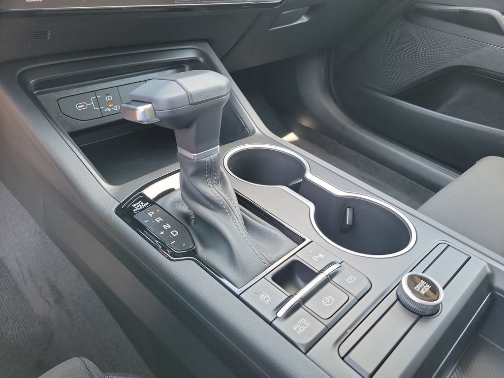 New 2026 Kia K5 LXS FWD image 22