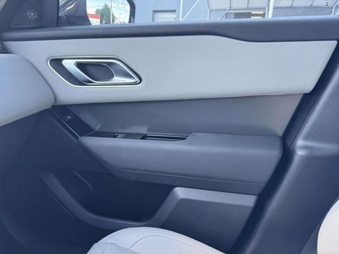 Used 2025 Land Rover Range Rover Velar Dynamic SE AWD/4WD image 41