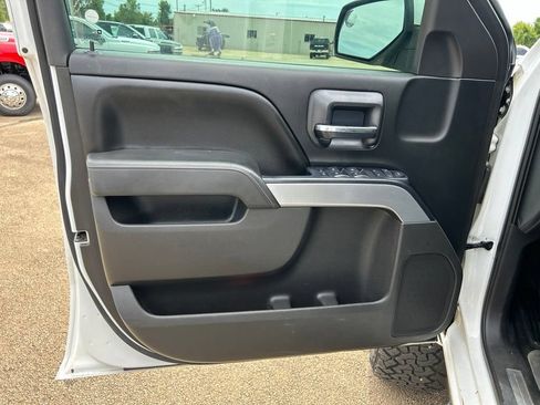 Used 2016 Chevrolet Silverado 1500 LT w/ All Star Edition AWD/4WD image 9