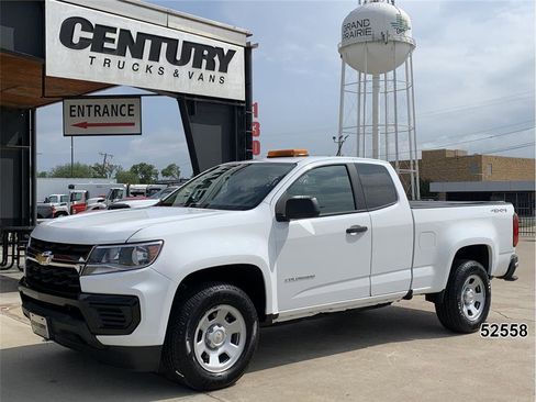 Used 2022 Chevrolet Colorado W/T w/ WT Convenience Package AWD/4WD image 1
