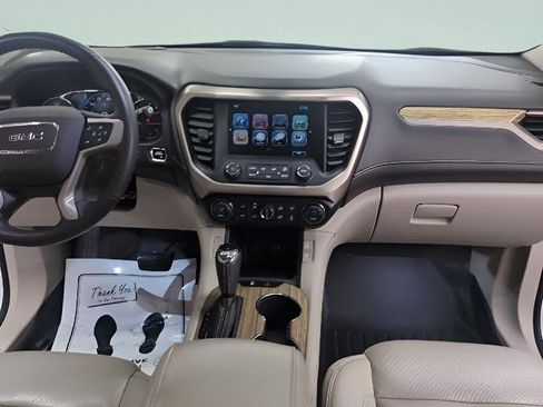 Used 2018 GMC Acadia Denali image 20